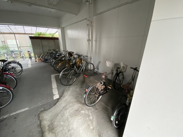 ハッピーコート駅南大路の物件内観写真